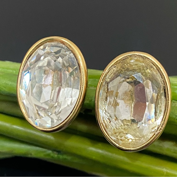Vintage GIVENCHY New York Goldtone Oval Clear Crystal Rhinestone Clip Earrings - Picture 3 of 16